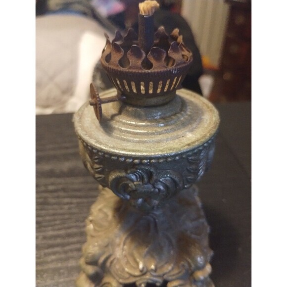 Antique Ornate Cast / Metal Oil Lamp 5" Made in Hong Kong VTG RARE - Picture 11 of 16